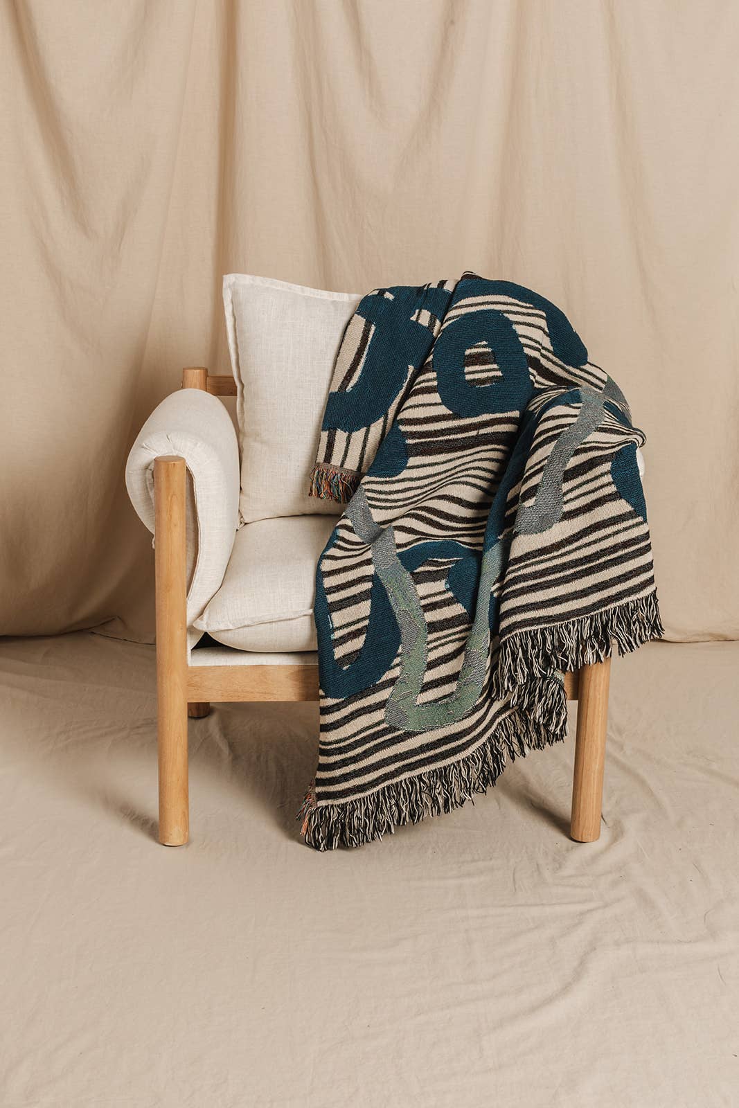 AZULE THROW