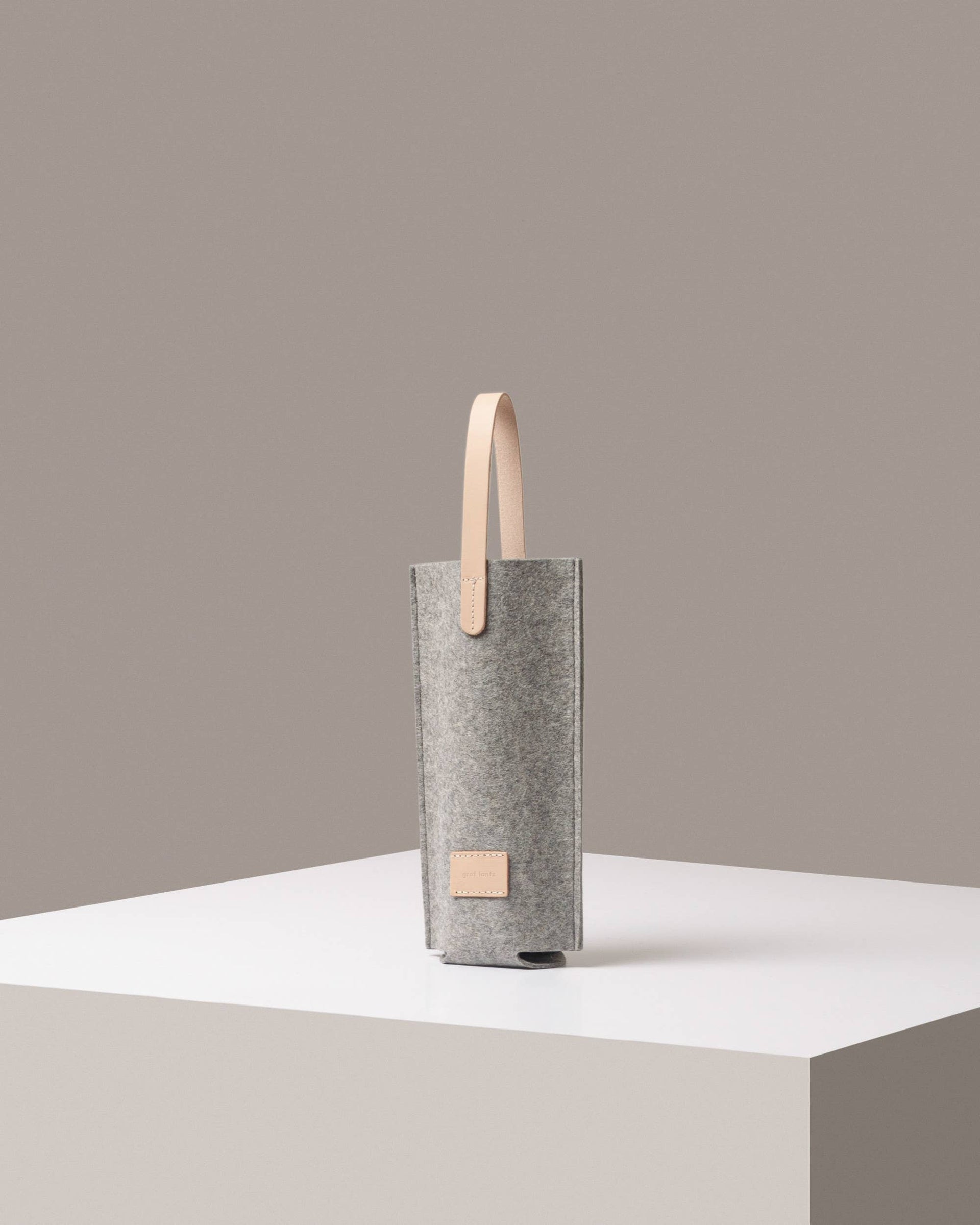 Hana Merino Wool Bottle Bag- Granite