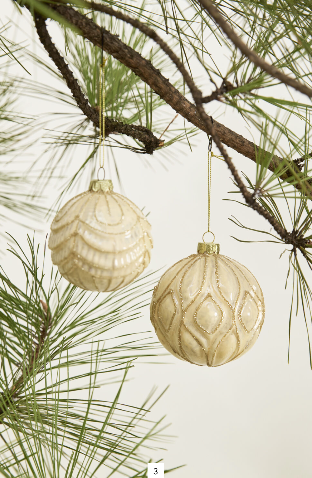 Antoinette Ornament 3" Small