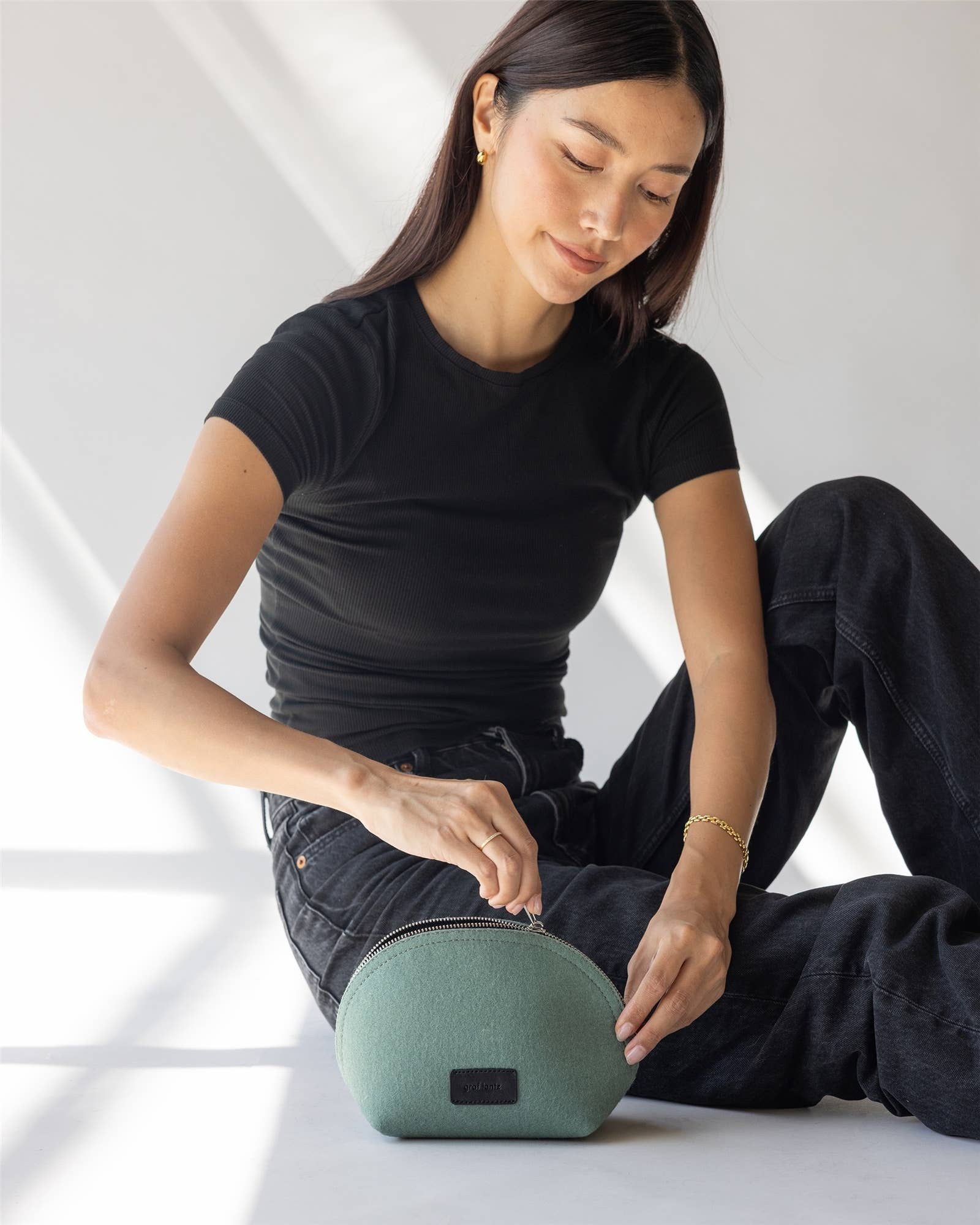Pochi Merino Wool Medium Pouch-Spruce