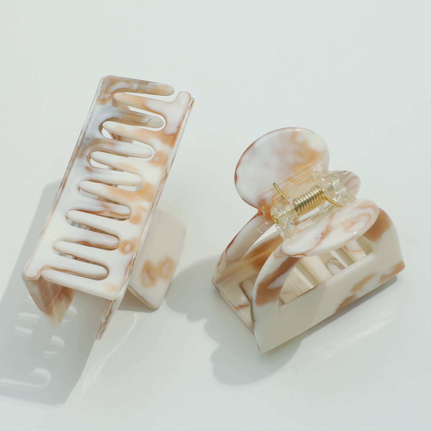 Calacatta Gold Small/Medium Claw Clips